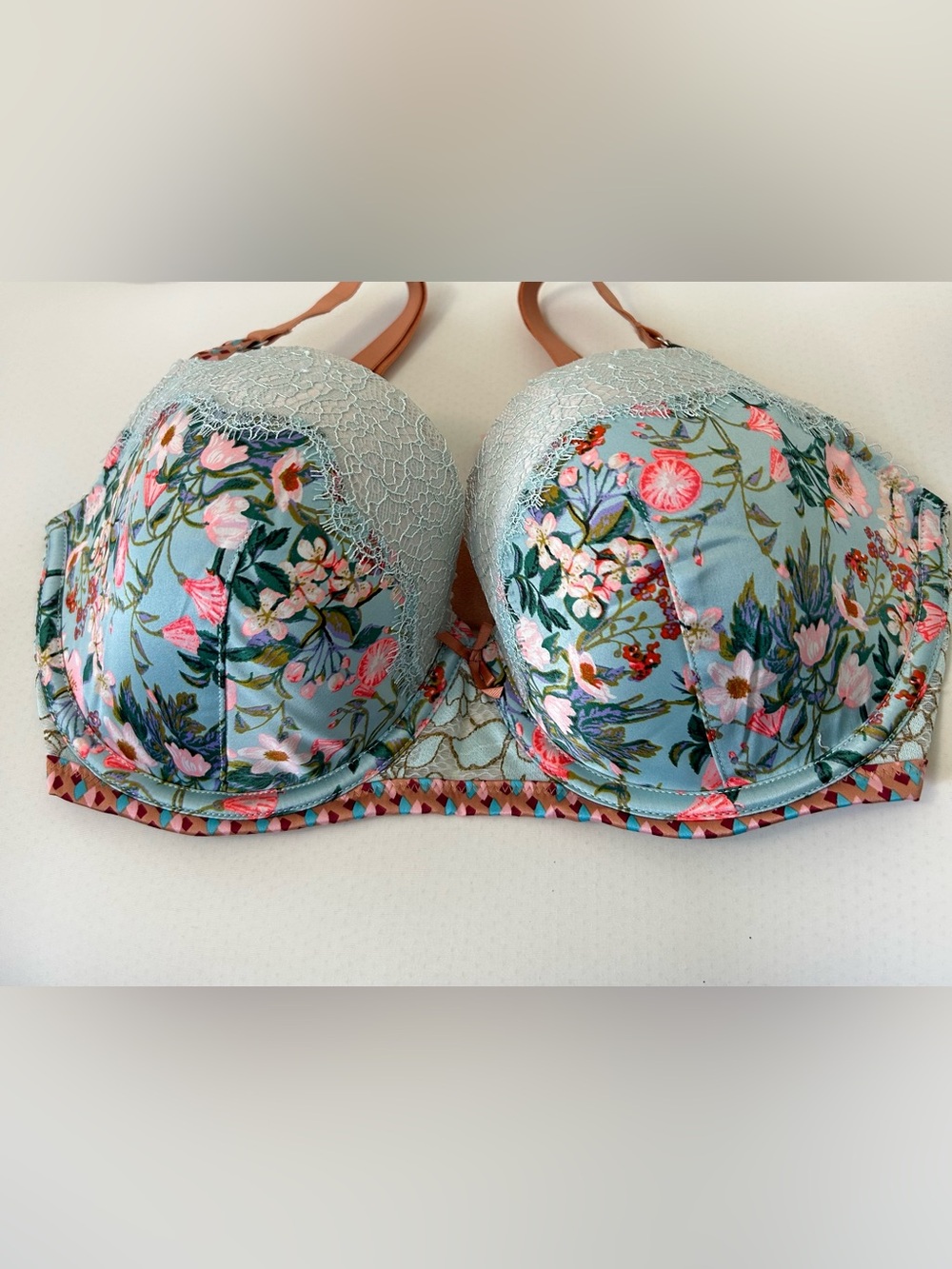 Victoria Secret Floral Pattern Bra - 32DDD - NWT - Picture 3 of 7